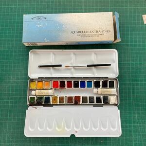 残量多い winsor&newton ウィンザー&ニュートン AQUARELLES EXTRA-FINES 24色 水彩絵の具 長期保管品