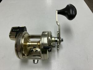 A2404-3172 SHIMANO 海魂 3000T ベイトリール ゴールド カウンター付き 巻取り時シャリ音します 60サイズ発送予定