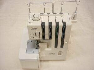 ジャンク　Brother Home Lock-Ⅱ TE4-B775 電源ケーブル、フットコントローラー無し　通電確認OK