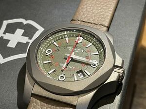 超美品　INOXイノックス　チタニウム　パイロット　SWISS ARMY VICTORINOX ビクトリーノックス　強靭時計　ミリタリー　アウトドア