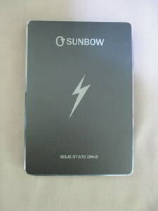 鶯】　SUNBOW X3　SSD 240GB 2.5インチ　SATAⅢ　使用時間　145時間　中古美品