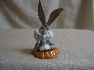 ＵＳ　1994年製　ルーニーチューンズ　バックスバニー　6.2センチ　ドール　飾り物　ウサギ　美品