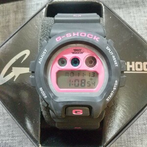 値下げ ゲーセンマニア インベーダー 別注 コラボ ピンク G-SHOCK DW-6900 完品 未使用 腕時計