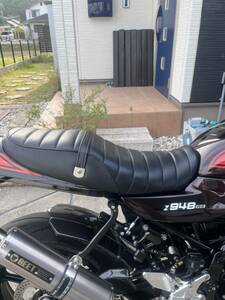 z900rs / z900rsカフェ　純正ベース加工ゲルザブ入タックロールシート