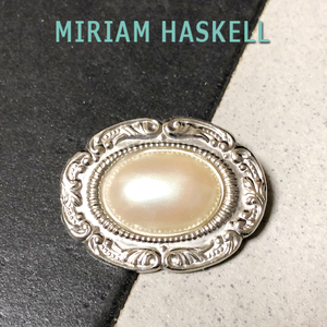 ◆ミリアムハスケル：横長シルバ額パールブローチ：ヴィンテージコスチュームジュエリー：Miriam Haskell