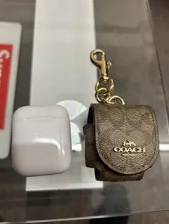 AirPods 本体　coach ケース付き