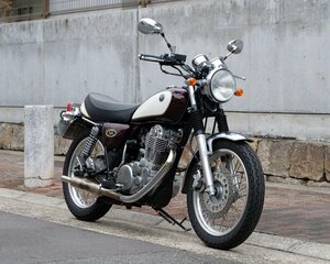 2007年式 SR400 キャブ車 マルーン 美車 走行距離10500km ライトカスタム 車検24年10月 赤キー有 別途純正サイレンサー有