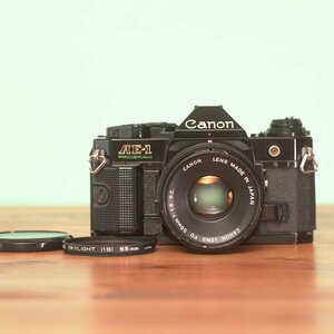 完動品◎Canon AE-1 Program プログラム ブラック x 50mm F1.8 フィルムカメラ