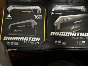 ☆中古　美品　CORSAIR Dominator Platinum DDR4メモリ　32GB ☆