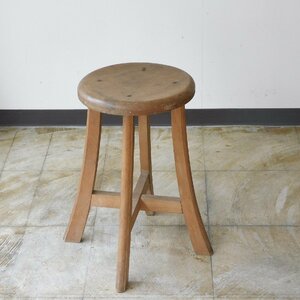 ふるい木味の丸椅子・スツール HK-a-03464 / ブナ材 古道具 木製 無垢材 シャビー イス チェア
