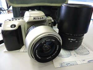 Z112☆ニコン　Nikon F50 ボディ本体 +SIGMA　マクロレンズ28-80mm　F3.5-5.6Ⅱ/ズームレンズ100-300mm　F4.5-6.7　+収納bag付　☆　