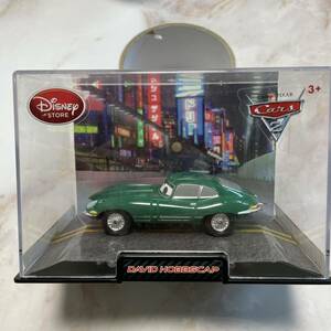 ディズニーストア　カーズ2 DAVID HOBBSCAP ダイキャスト ミニカー　ケース付き　cars デヴィッド　ホブスキャップ