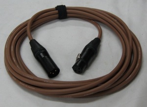高品質カラーマイクケーブル　XLRオス/メス　5ｍ　ブラウン　（1本）　FMB5BR　ケーブルストラップ付き