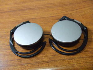 h598　オーディオテクニカ　audio-technica EAR-FIT HEADPHONES ATH-EQ700　ヘッドホン　中古