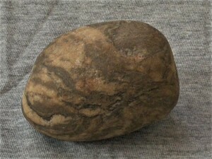 《水石小品》鉄丸石のような石■142g