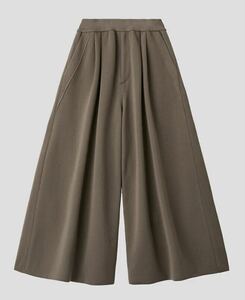 美品　送料込　CFCL シーエフシーエル　TW MILAN RIB TUCKED WIDE PANTS パンツ　ワイドパンツ ガウチョパンツ トープベージュ