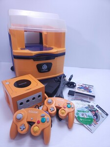美品 / 動作品 GC ゲームキューブ オレンジ 本体 (DOL-001)収納　ケース　ステーションラック GameCube 任天堂 セット 希少品(H-17)