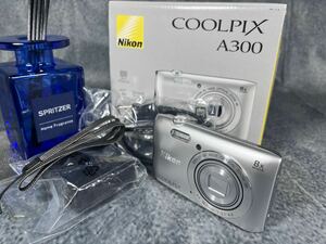 NIKON/ニコン/COOLPIX/A300/コンパクトデジタルカメラ/SILVER/箱付き/B102