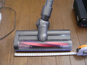 送料520円から ■60865 Dyson カーボンファイバーブラシ 動作品(確証写真提示)JUNK 管01