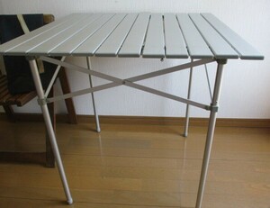 ■キャンパーズコレクション アルミ レジャー ロールテーブル ピクニックテーブル　70x70x70cm