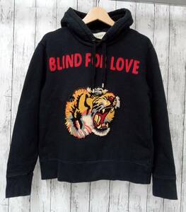 GUCCI グッチ Blind For Love Tigerブラインド フォーラブタイガー フロントワッペン　パーカー サイズ:XS