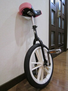 良品　使用感少　お子様のバランス感覚　運動神経アップに役立つ 一輪車 AVIGO 日本一輪車協会認定
