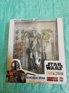 【新品 未開封 箱潰れあり】MAFEX マフェックス No.129 スターウォーズ THE MANDALORIAN ザ・マンダロリアン アクションフィギュア　⑨