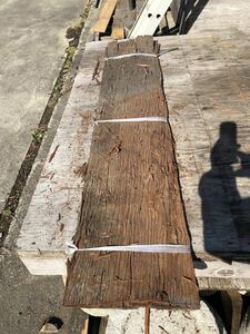 希少　建築資材　屋根材料 国産　杉皮　日本産　乾燥材　長さ約1.8m　延べ長さ約1.8m　ガーデニング　工芸　屋根ふき材　壁材に