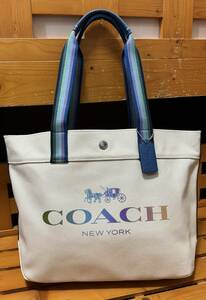 訳アリ新品同様　coach☆ホース&キャリッジ　キャンバストートバッグ 91170☆キナリ　レインボーロゴ