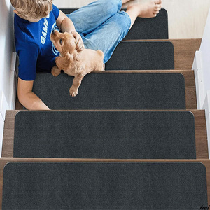 階段マット 70X22cm 15枚入り 子供や高齢者 ペットなどの安全対策 猫犬階段滑り止めマット 床保護 ステップマット 転倒防止