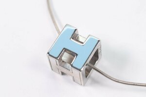 HERMES エルメス カージュドアッシュ Hキューブ ネックレス ペンダント アクセサリー ブルー系 箱付 5071-N