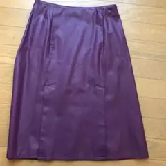 JILLSTUARTの人工皮革のスカートです。