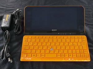 SONY　VAIO P　VPCP119KJ/D　Orange オレンジ (Atom Z530/2GB/64GB SSD/8inch/Windows 10 Home/Office)　動作確認済