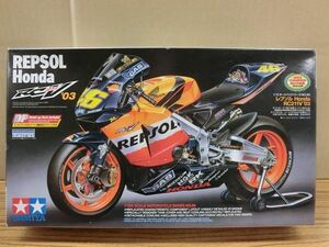 #i24【梱100】 タミヤ 1/12 オートバイシリーズ NO.96 レプソル ホンダ RC211V 