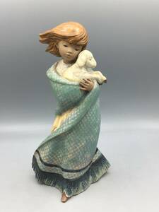 レア リヤドロ 女の子 羊 フィギュリン グレス 置物 陶器 陶器人形 ナオ 高さ22.5cm 希少