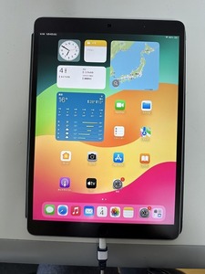 iPadPro 10.5インチ A1701 [256GB] Wi-Fiモデル＋Apple A1829 Ipad Smart Keyboad スマートキーボード
