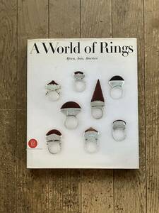 洋書　ハードカバー　希少本　A World of Rings ワールド オブ　リングス　Anne van Cutsem ユーズド　彫金　指輪　絶版