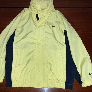 ナイキ／NIKE　140㎝　ジャンパー　ブルゾン　防寒　暴風雨　ジャケット　中古　黄色　イエロー　フード収納可