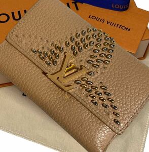 ★ LOUIS VUITTON ルイヴィトン ポルトフォイユ カプシーヌ 三つ折り財布 スタッズ M63953 ベージュ コンパクト レディース メンズ★