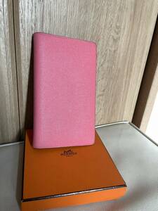 1本物エルメスHERMESのピンク系の手帳ケース　刻印有り