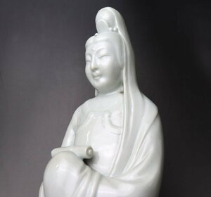 ■W-3586■仏教美術　白磁　観音菩薩立像　観音様　仏像　置物■