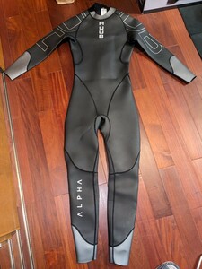 ウェットスーツ 　HUUB　Alpha　サイズMT