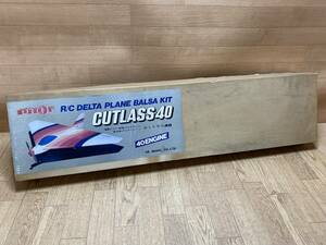 ２７　未組立　希少　当時物　OK模型　PILOT　40クラス　無尾翼機　CUTLASS40　カットラス40　バルサキット　ラジコン　R/C　昭和　レトロ