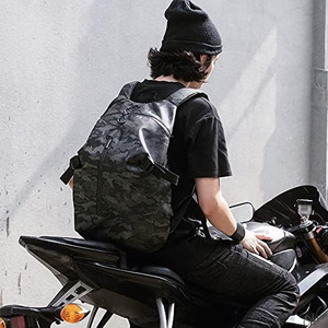 ◆ブラック迷彩デザイン◆ ヘルメットバッグ 55L フルフェイス対応 ダブルオープニングジッパー オートバイ 収納 自転車 カモフラ