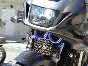 CB1300SBに対応　 オートバイ用　デイライト付きホーン　アクリルリングの色が最高。色を選んでください。