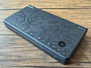 Nintendo DSi レシラム・ゼクロムエディション 限定☆ A71