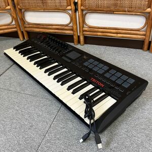 □【売り切り】KORG コルグ TRITON taktile タクタイル コントローラーキーボード TRTK-49 通電確認済み 49鍵盤 小型シンセサイザー 