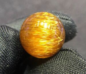 ～天然銅色ゴールドルチルクオーツ 丸玉 16.1mm