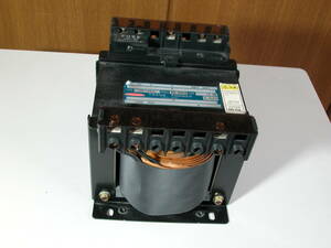単相変圧器200v⇒100v 相原電機 複巻トランス 容量1KVA SYS-1000E型　(中古)