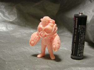 戦隊ライブマンb49-7消しゴム系　人形　怪人 幹部　1988年